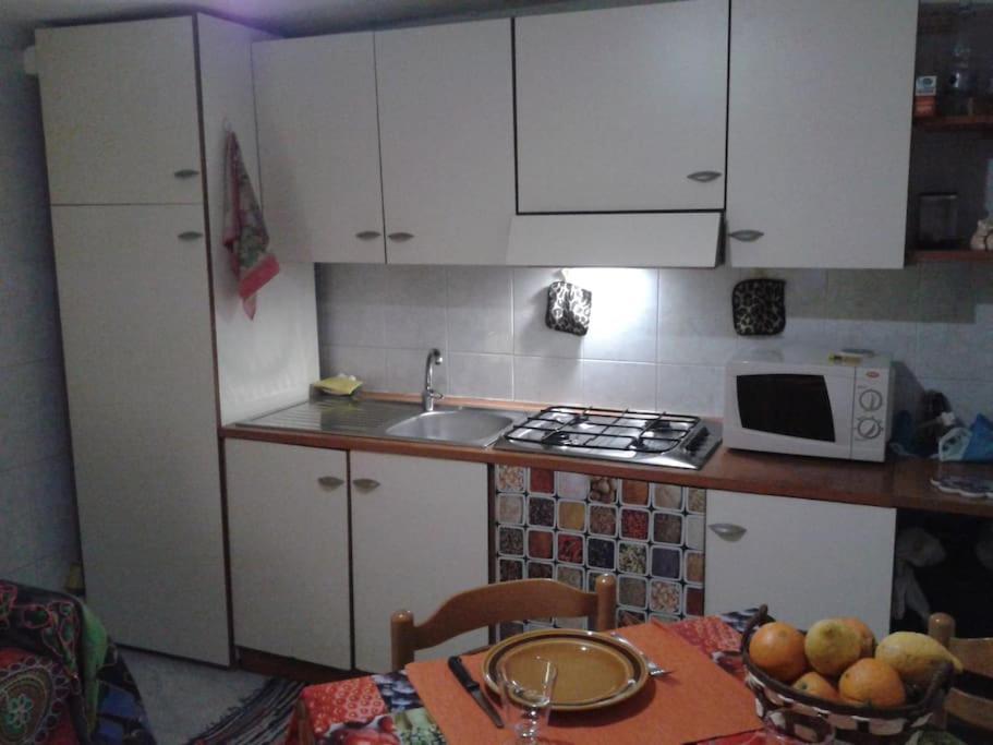 Camera In Appartamento Al Piano Terra Cagliari Dış mekan fotoğraf
