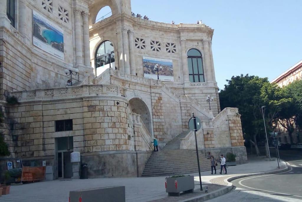 Camera In Appartamento Al Piano Terra Cagliari Dış mekan fotoğraf